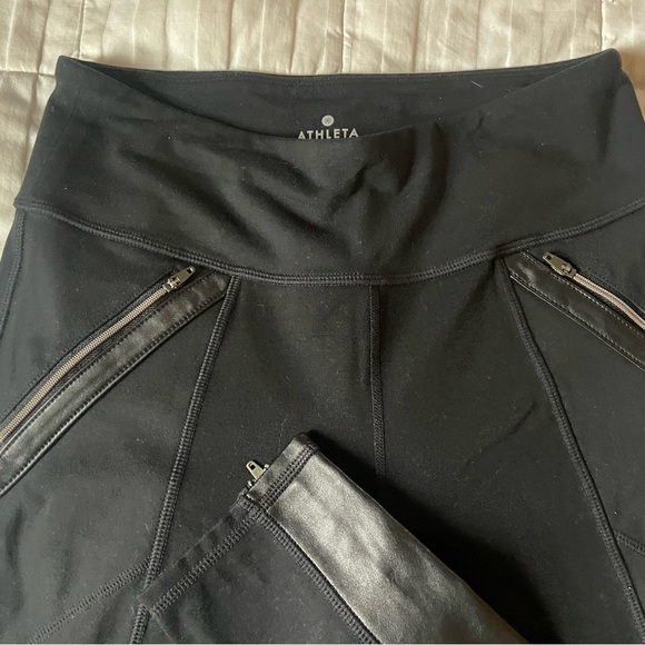 NWOT Athleta black Moto skinny pant with accents Med - Picture 8 of 8